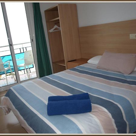 Hostal Mozaik Lloret Lloret de Mar Exteriör bild