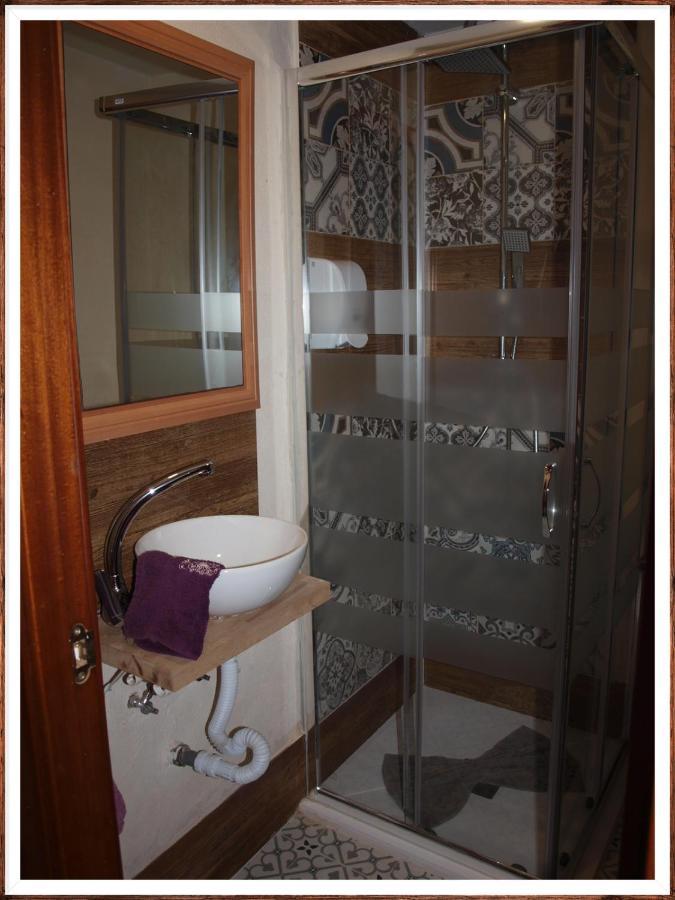 Hostal Mozaik Lloret Lloret de Mar Exteriör bild