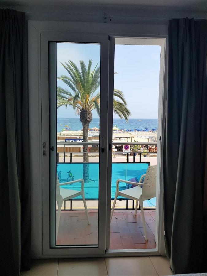 Hostal Mozaik Lloret Lloret de Mar Exteriör bild